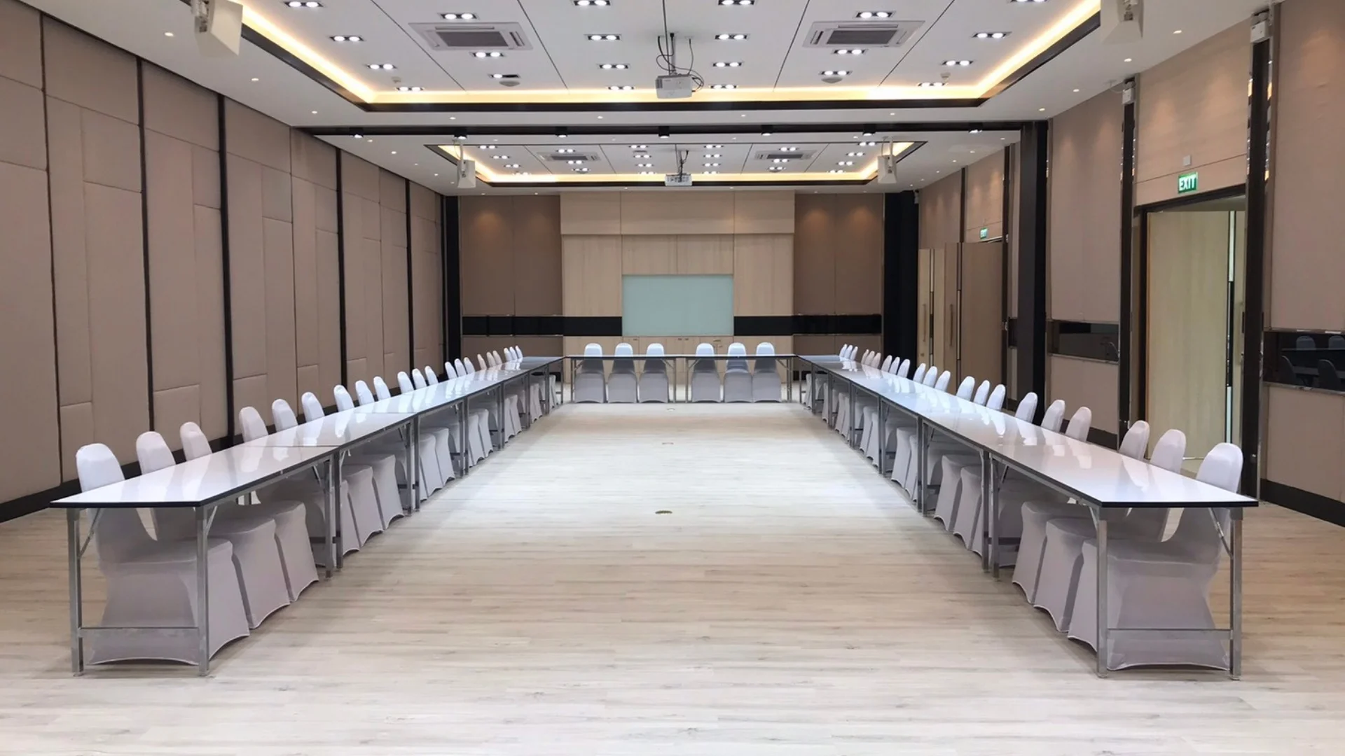 Meeting & seminar room