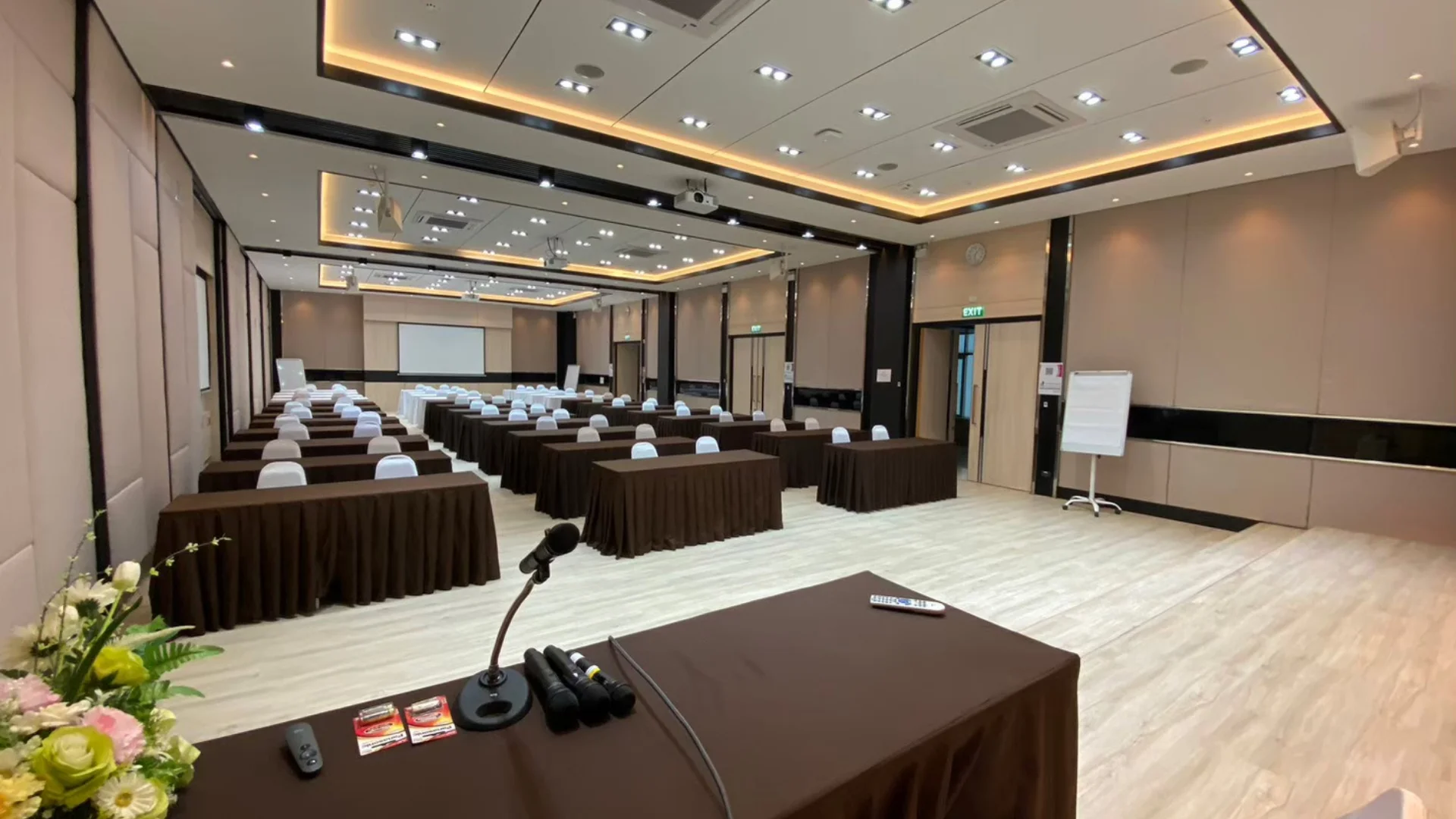 Meeting & seminar room